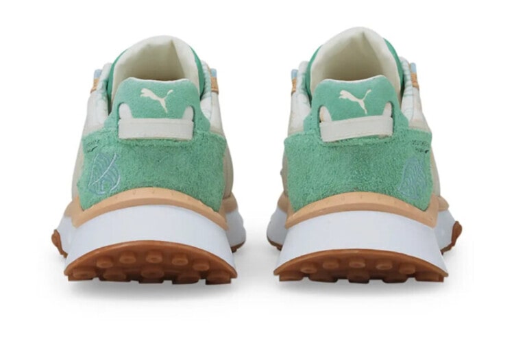 animal-crossing-krossovki-puma 5.jpg
